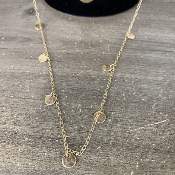 Womens 3 Layered Gold Tone Link Chain Charm Droplet Pendant Necklace Puka Shell - Picture 2 of 6